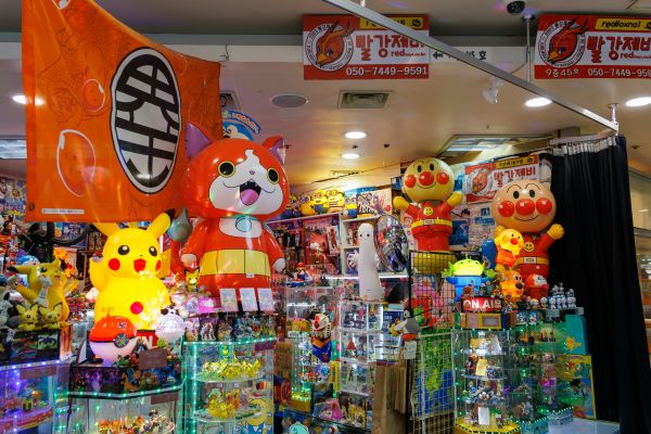 Découvrez les trésors cachés à votre boutique pokémon