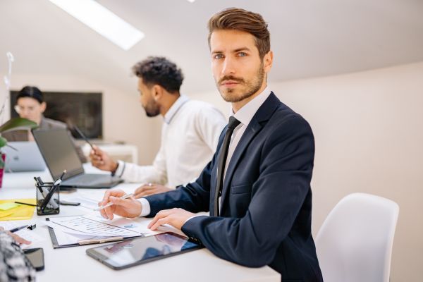 Démarrez rapidement : astuces essentielles pour lancer votre entreprise